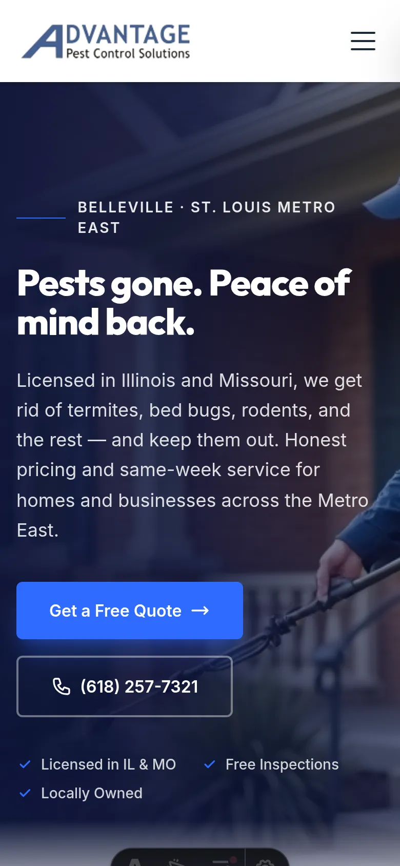 Advantage Pest Control homepage as it first loads on a phone